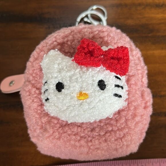 Hello Kitty Key chain New no tags - Picture 1 of 7